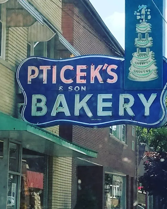 Pticek’s & Son Bakery Picture 8