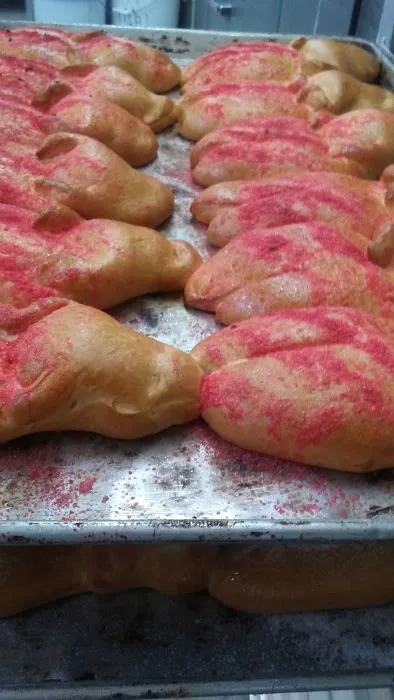 Pineda's Bakery Picture 9