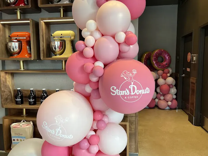 Stan's Donuts & Coffee Picture 4