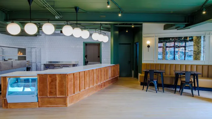 Au Levain Bakery & Cafe Picture 2