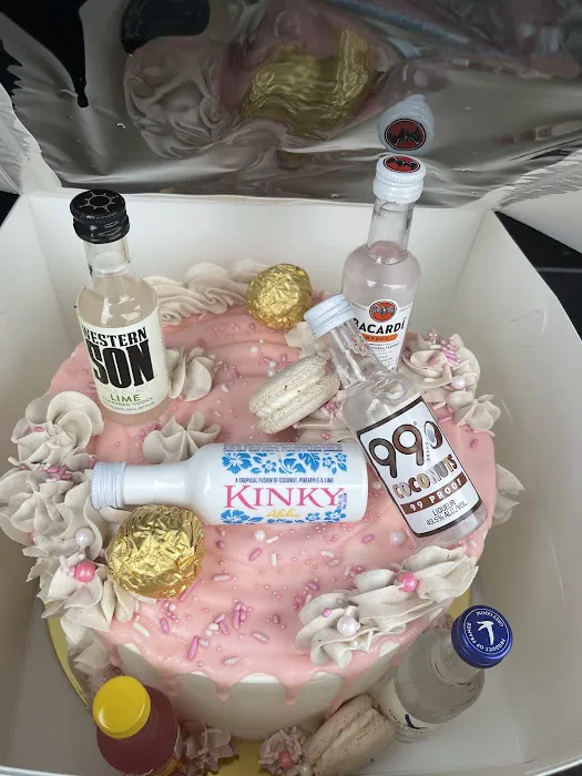 Sweet Retreat Cake Boutique Picture 3
