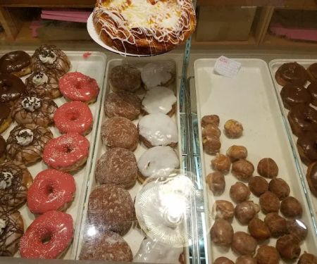Beck's Crown Bakery