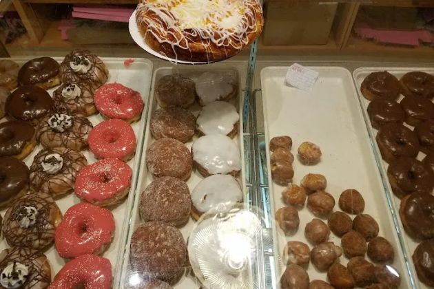Beck's Crown Bakery