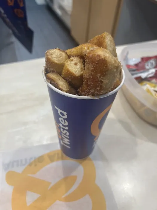 Auntie Anne's Picture 2