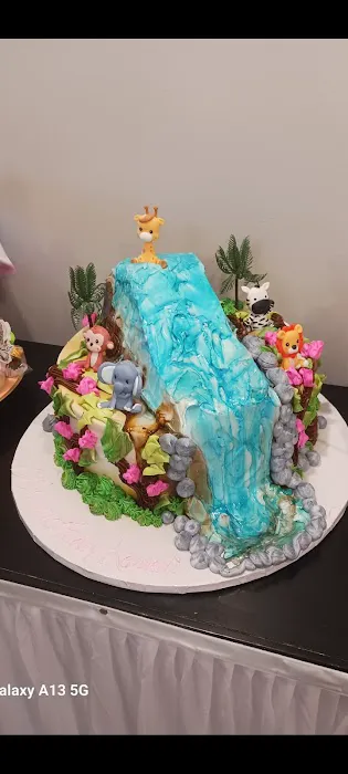 Laury's Bakery & Cake Picture 2