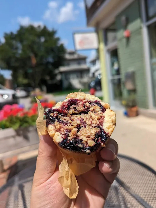 The Happy Apple Pie Shop Picture 6