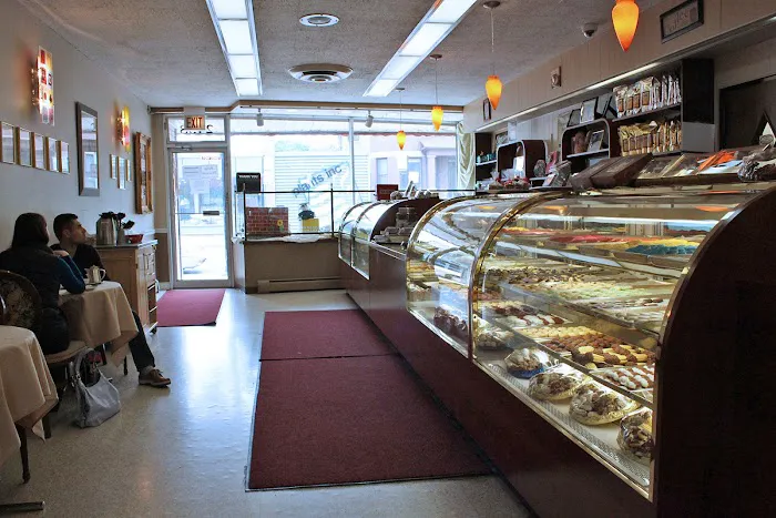 Lutz Bakery Picture 9