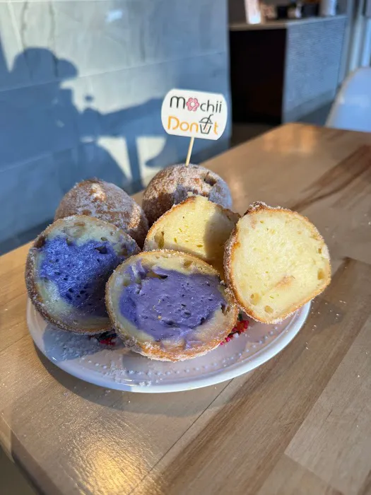 Mochii Donut North Center Picture 6