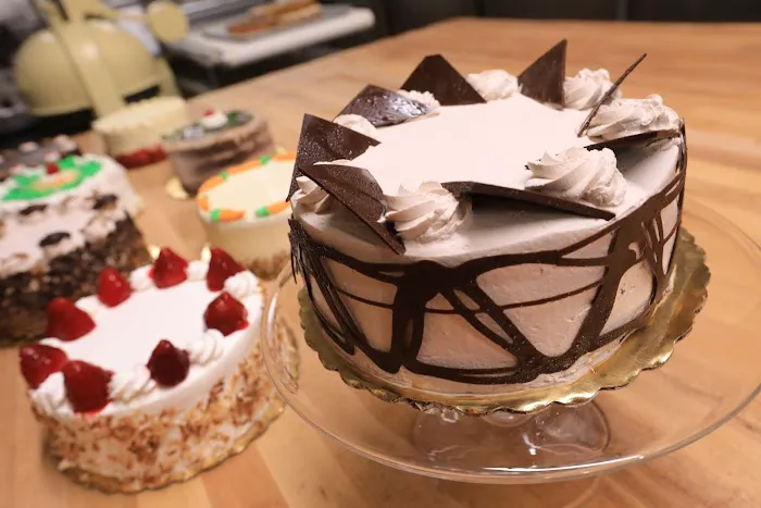 Roeser's Bakery Picture 3