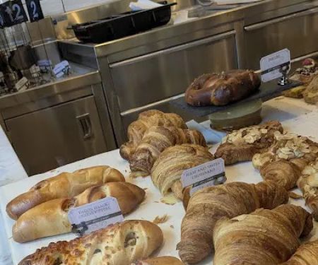 Roggenart European Bakery, Bistro & Cafe