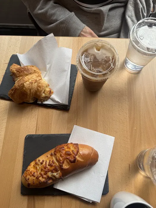 Roggenart European Bakery, Bistro & Cafe Picture 10