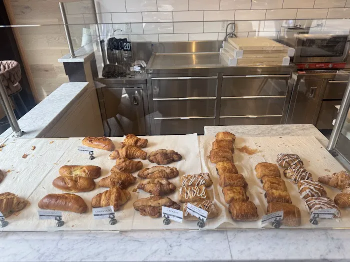 Roggenart European Bakery, Bistro & Cafe Picture 9