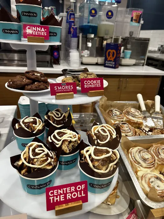 Cinnabon Picture 3