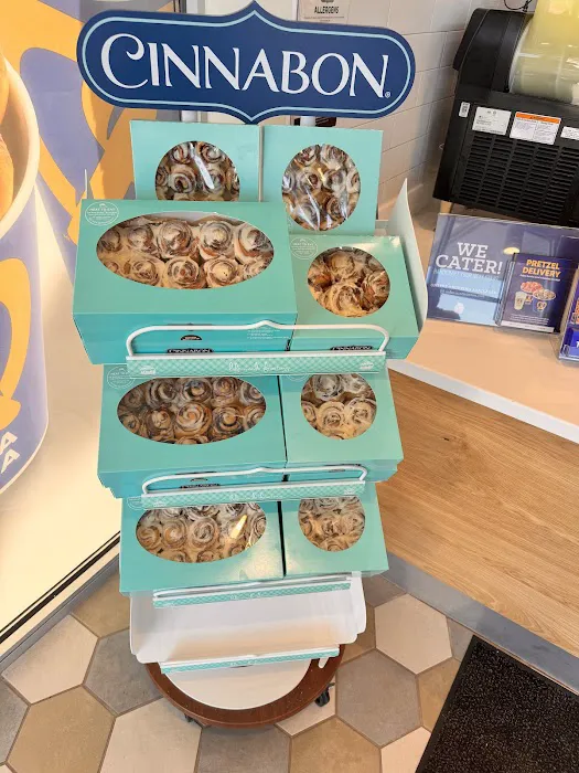 Cinnabon Picture 4
