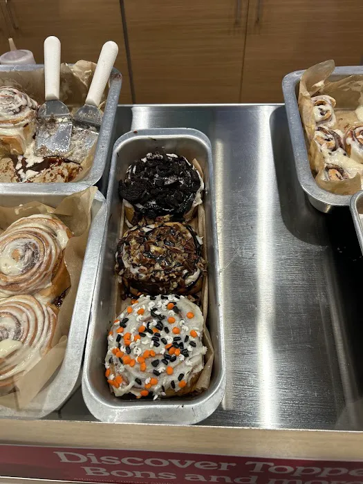 Cinnabon Picture 5