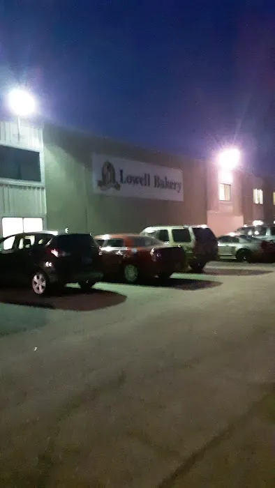 Aunt Millie's Lowell Bakery Picture 2