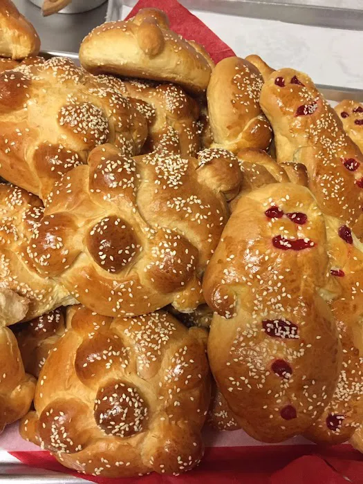 Grecia’s Bakery Picture 8