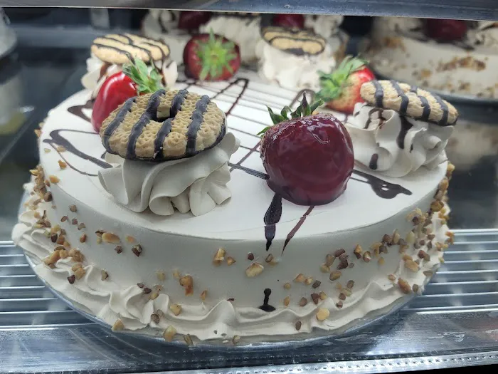 Le Paris Bakery Picture 4