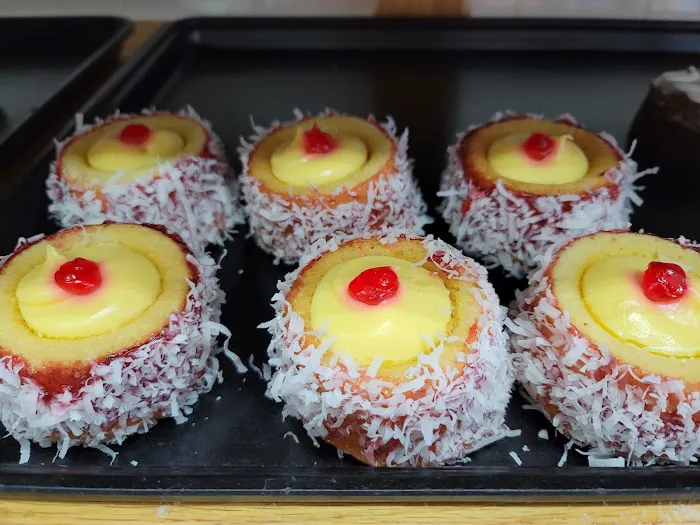 Le Paris Bakery Picture 7
