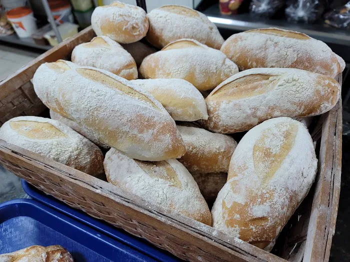 Le Paris Bakery Picture 10
