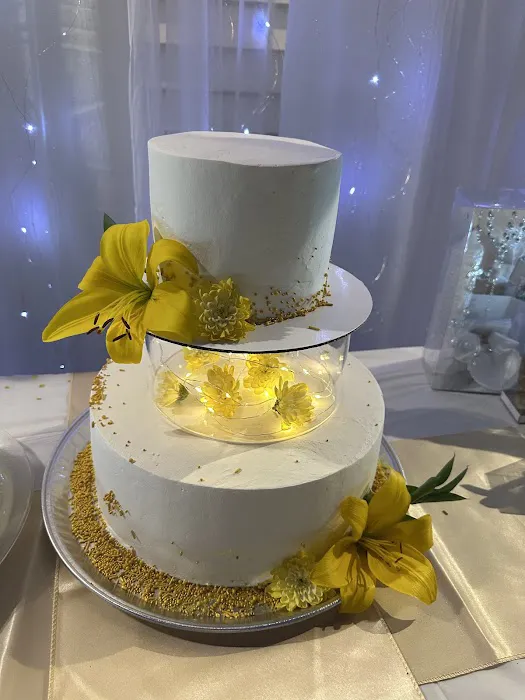 Ponce's Bakery Picture 1