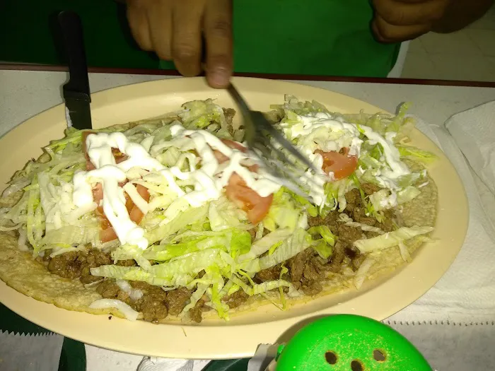 Pizzeria Y Taqueria Arellanos Picture 7