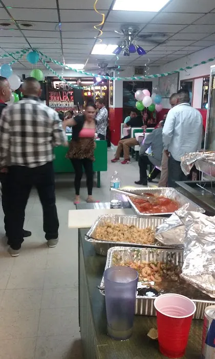 Pizzeria Y Taqueria Arellanos Picture 4