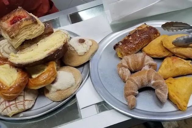 La Central Bakery
