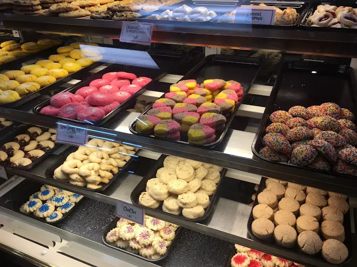 Aracely's Bakery Picture 10