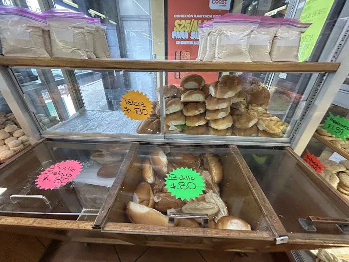 El Porvenir Bakery #2 Picture 1