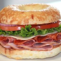 Great American Bagel-Free parking ico