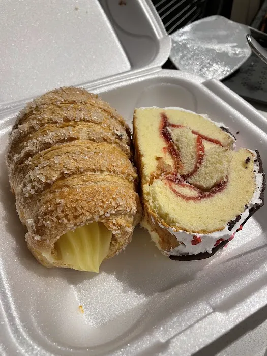 Artemio's Bakery Picture 8