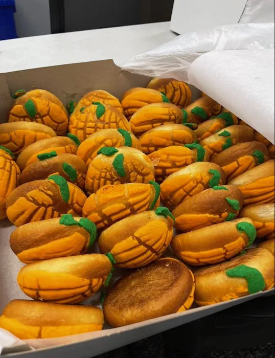 Karlas Bakery Inc Picture 7