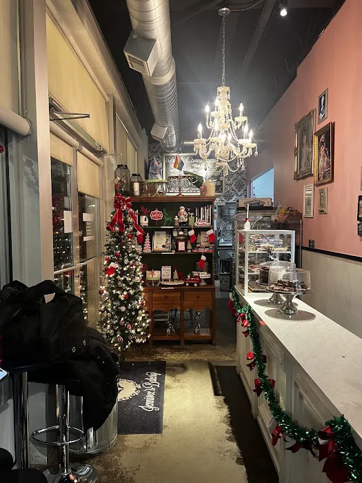 Jennivee's Bakery & Cafe Picture 4