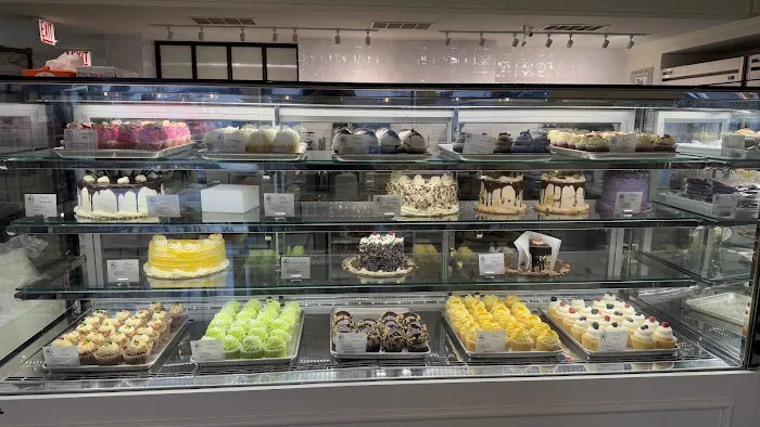Jennivee's Bakery & Cafe Picture 1