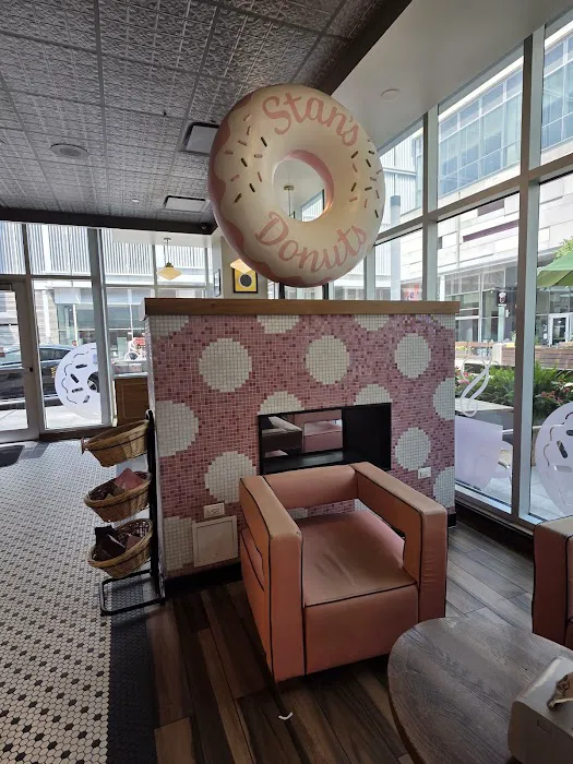 Stan's Donuts & Coffee Picture 1