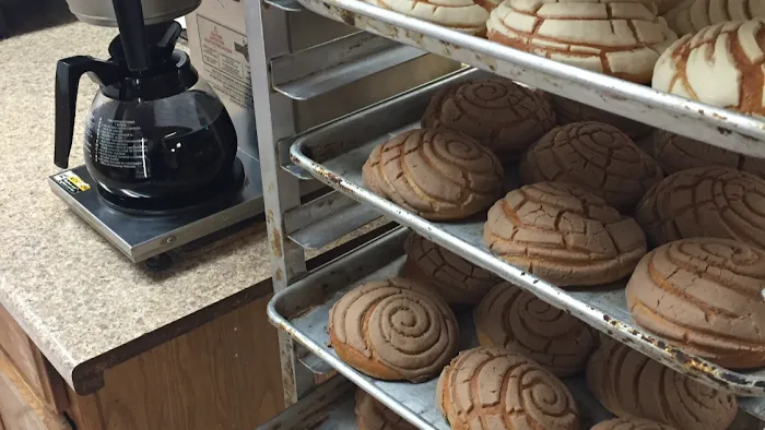 El Paraiso Bakery Picture 5