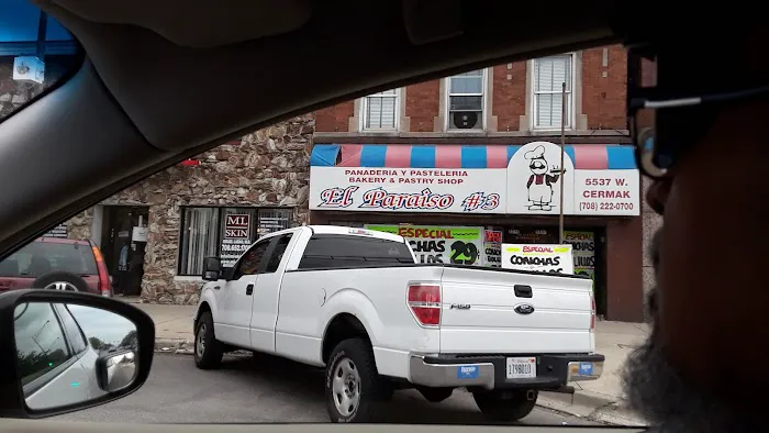 El Paraiso Bakery Picture 7