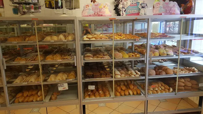 Panadería Los Gallos Picture 1