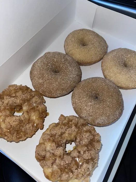 Daly's Donuts Picture 8