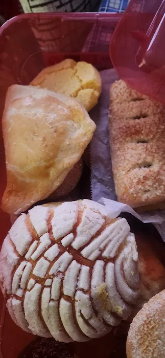 La Central Bakery Picture 9