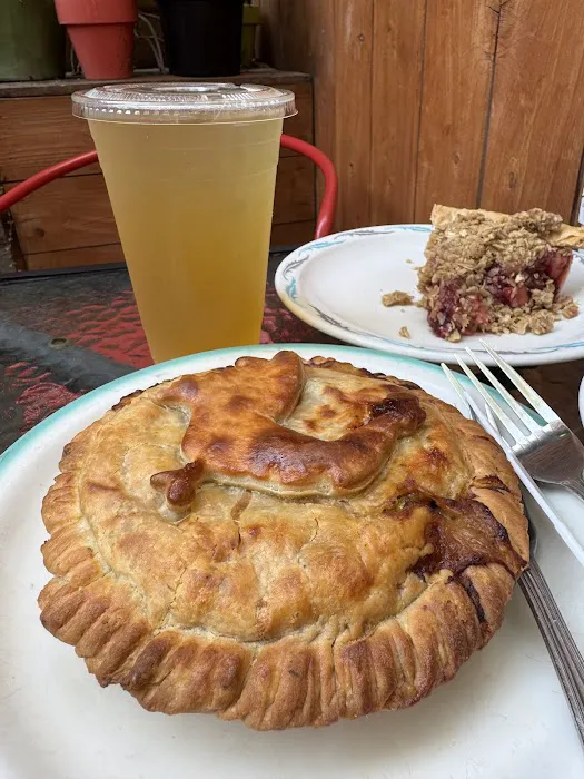 Hoosier Mama Pie Company Picture 3
