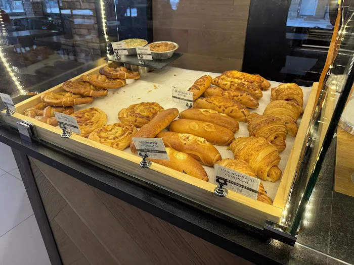 Roggenart European Bakery, Bistro & Cafe Picture 2