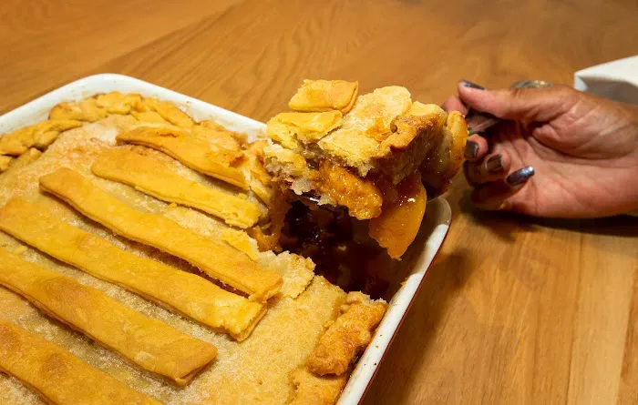 Classic Cobbler Baked Goods Company Picture 5