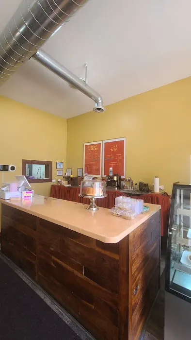 Classic Cobbler Baked Goods Company Picture 3