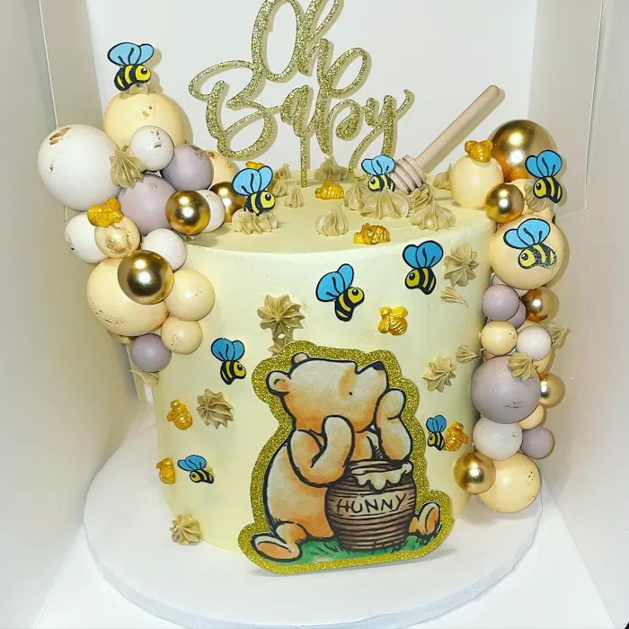 Chanel's Custom Cakes Picture 10