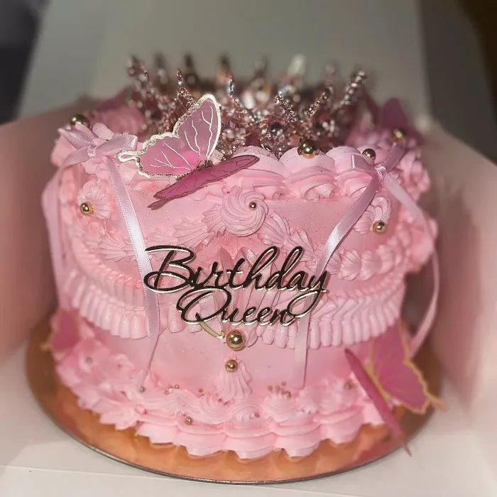 Chanel's Custom Cakes Picture 4