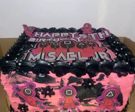 Chanel's Custom Cakes