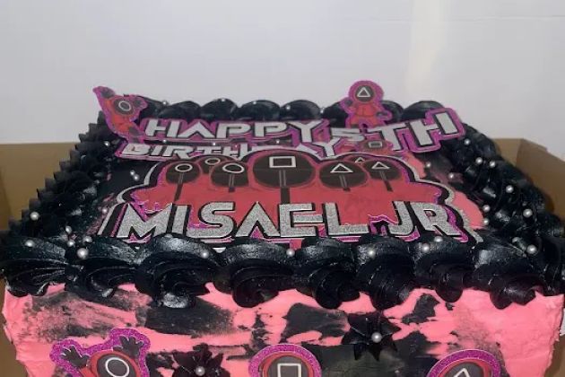 Chanel's Custom Cakes