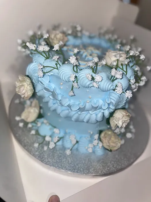 Chanel's Custom Cakes Picture 8